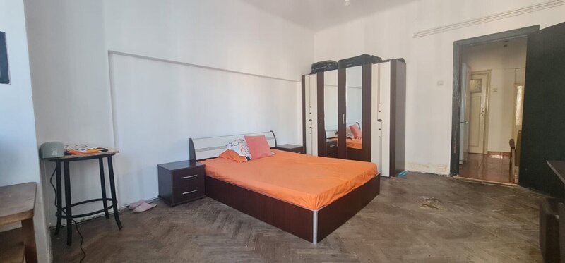Cartierul Armenesc ultracentral apartament 4 camere